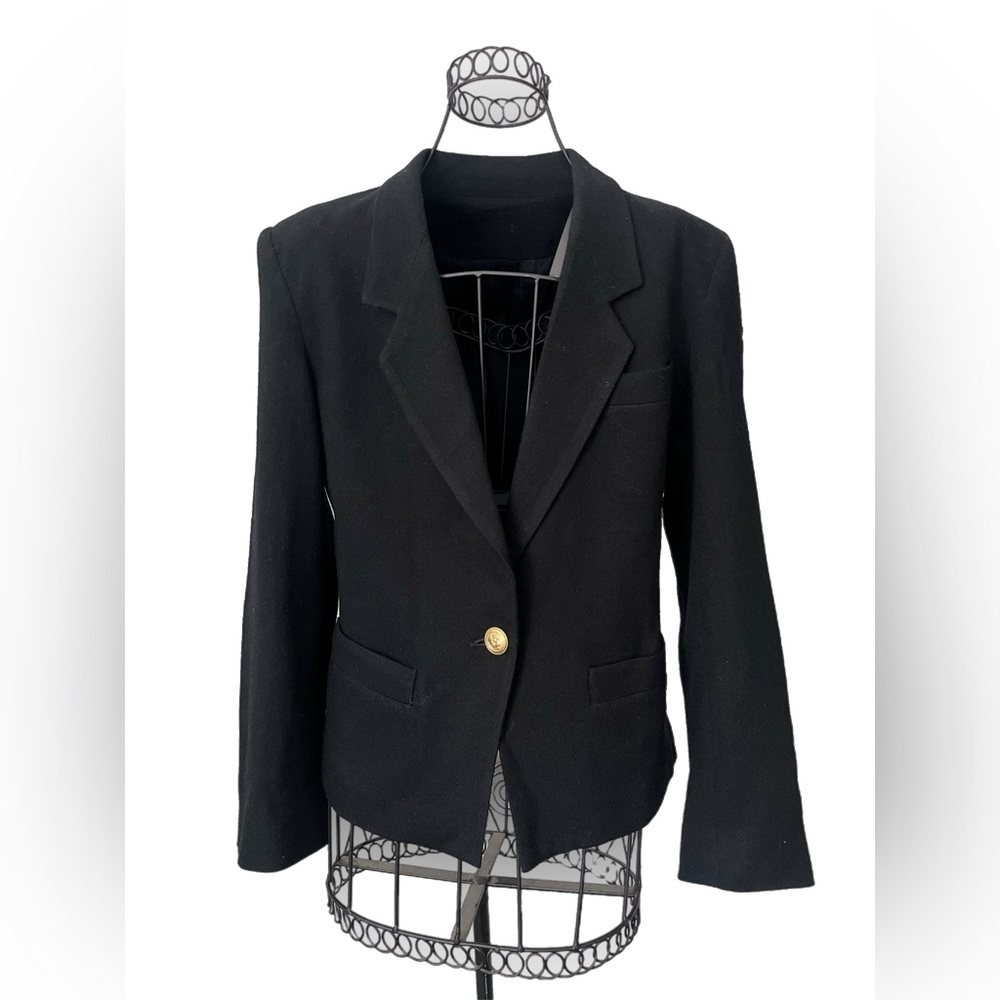 Classic Blazer w Gold Buttons - sz 4